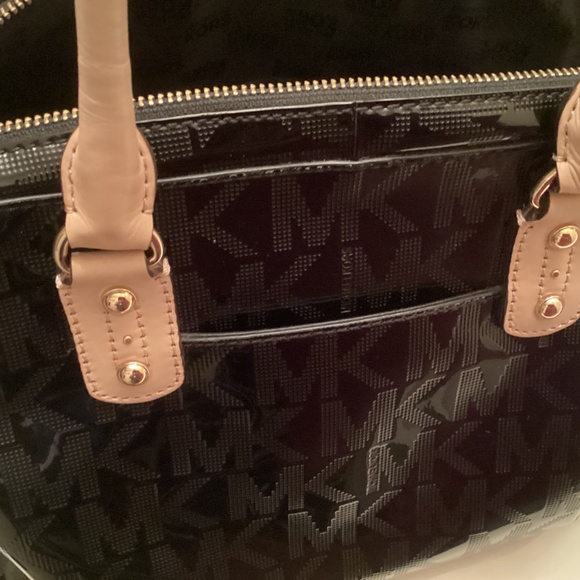 Michael Kors Signature Patent Leather Mirror Black Logo Satchel Bag Crossbody - Picture 8 of 8
